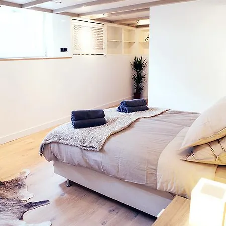 One Bedroom Bed & Breakfast